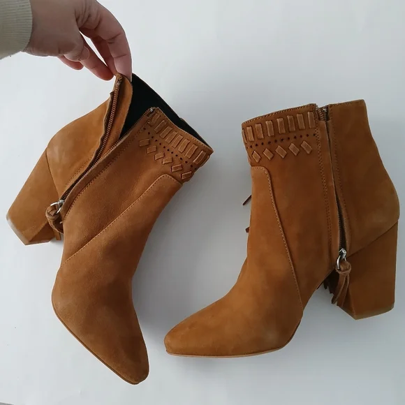 Rebecca Minkoff Illan Tan Suede Fringed Ankle Boots Size 9 Almond Toe Bohemian - Picture 7 of 12